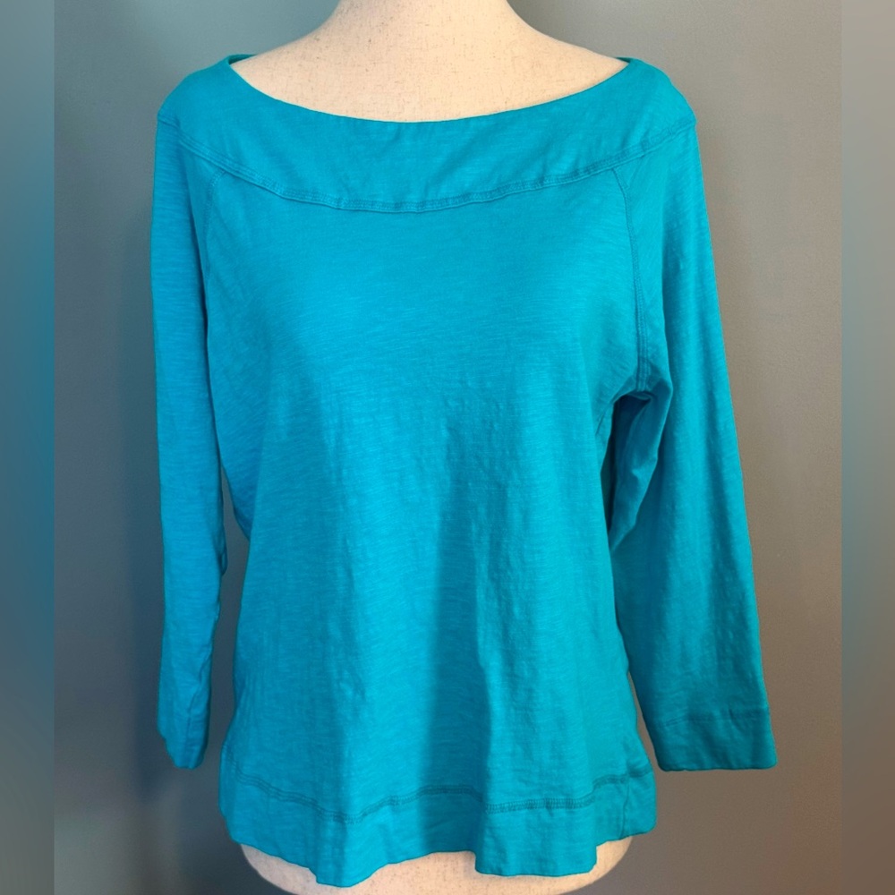 Women’s Rafaella long sleeve top. Petite small.